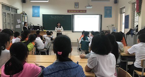 Trường Tiểu học Ái Mộ B hưởng ứng Ngày hạnh phúc